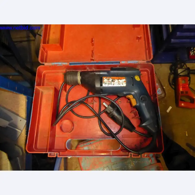 BGA, Warenvorräte, Montagematerial und Fahrzeuge aus dem Bereich Dachdeckerei-7