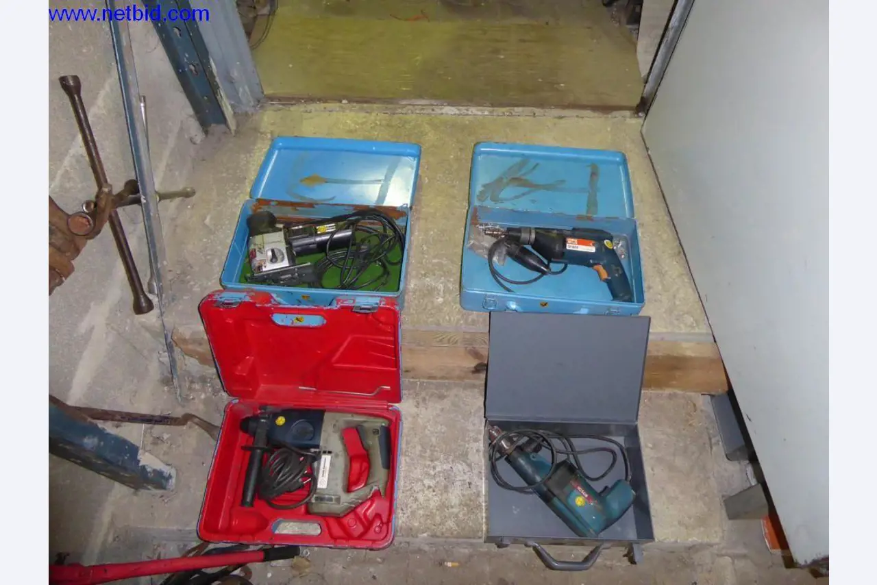 BGA, inventarios, materiales de montaje y vehículos de la división de techos-1