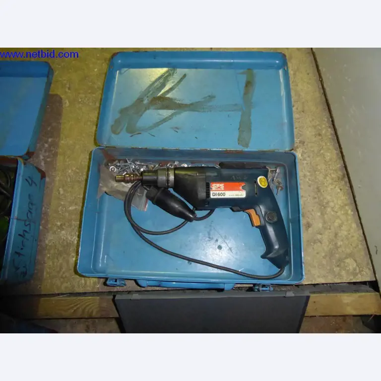 BGA, inventarios, materiales de montaje y vehículos de la división de techos-3