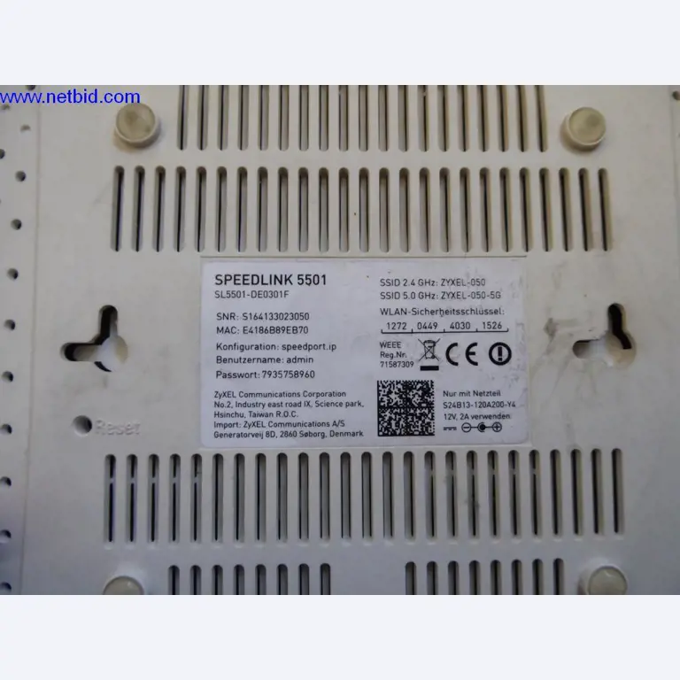 BGA, Warenvorräte, Montagematerial und Fahrzeuge aus dem Bereich Dachdeckerei-1