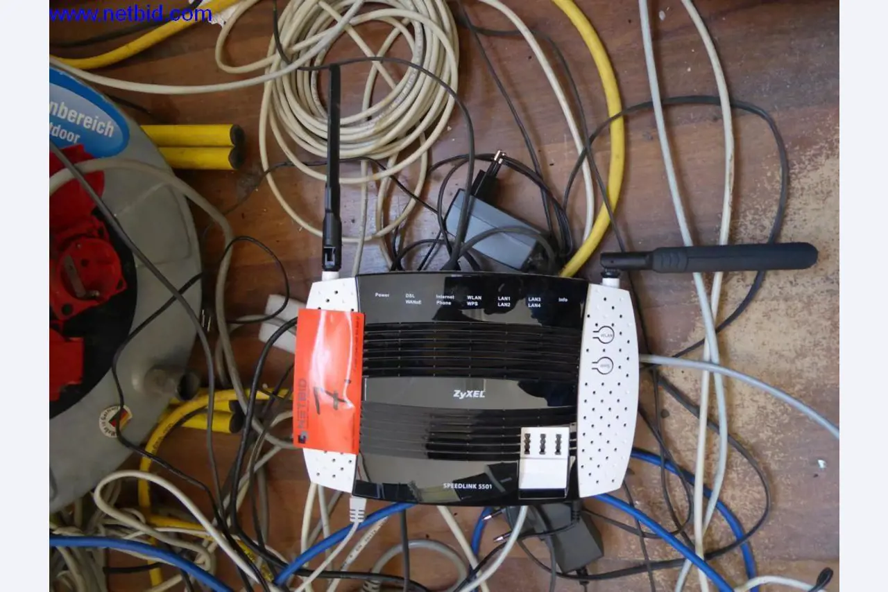 BGA, Warenvorräte, Montagematerial und Fahrzeuge aus dem Bereich Dachdeckerei-2