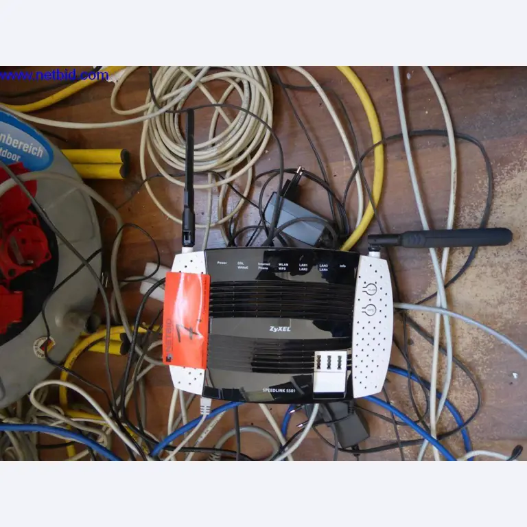 BGA, Warenvorräte, Montagematerial und Fahrzeuge aus dem Bereich Dachdeckerei-2