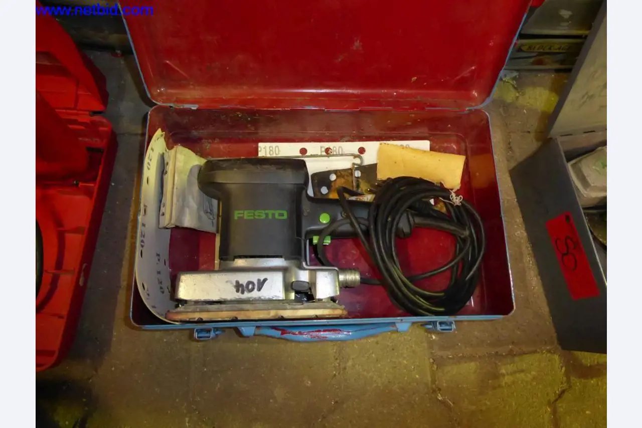 BGA, Warenvorräte, Montagematerial und Fahrzeuge aus dem Bereich Dachdeckerei-3