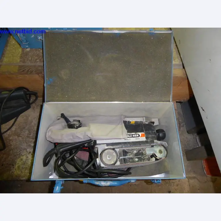 BGA, Warenvorräte, Montagematerial und Fahrzeuge aus dem Bereich Dachdeckerei-5