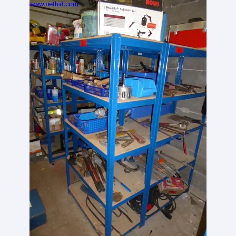 BGA, zapasy, materiały montażowe i pojazdy z działu pokryć dachowych-1