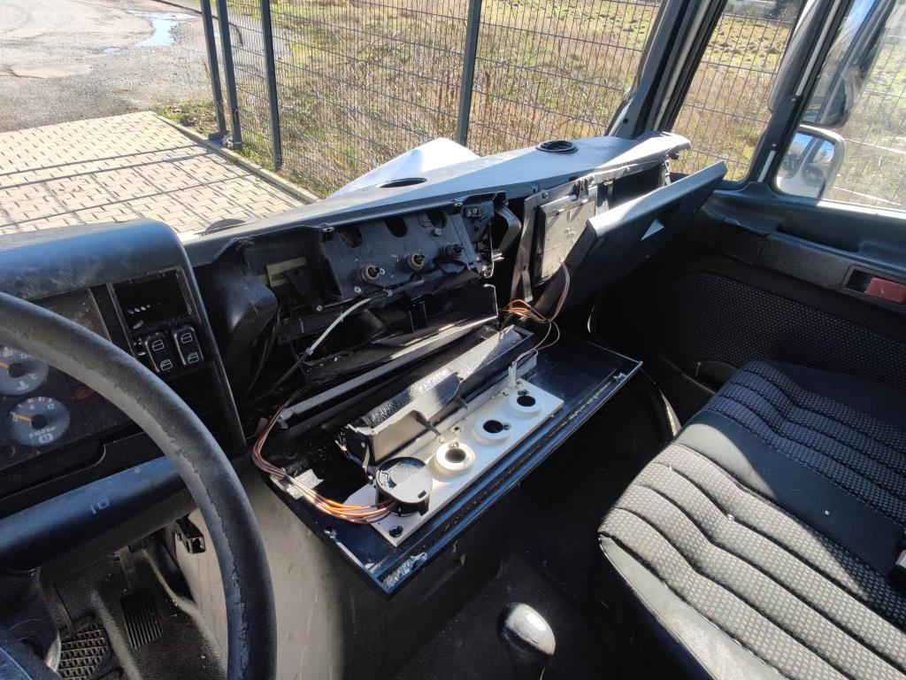 Various mechanical equipment-21