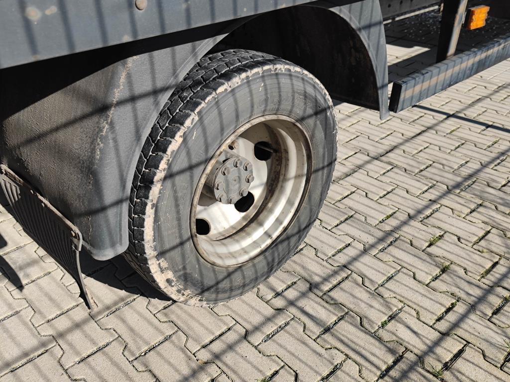 Various mechanical equipment-27