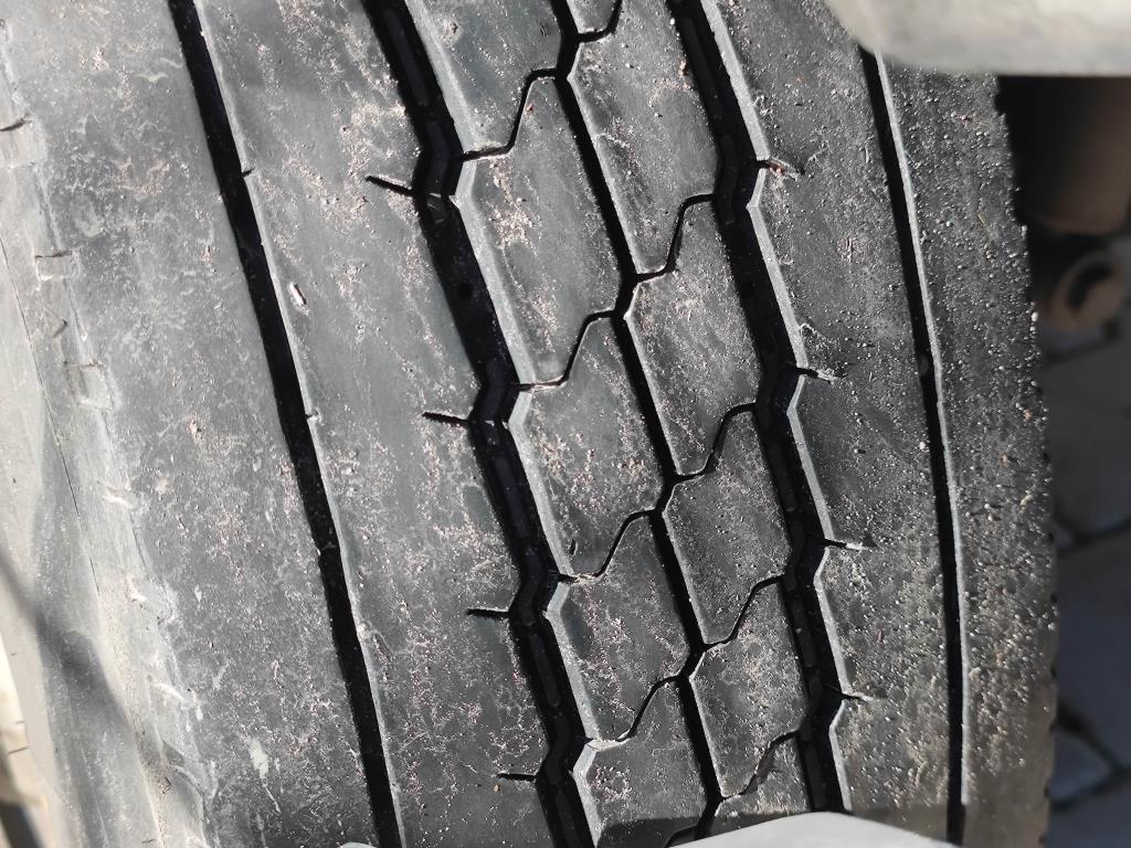 Various mechanical equipment-29