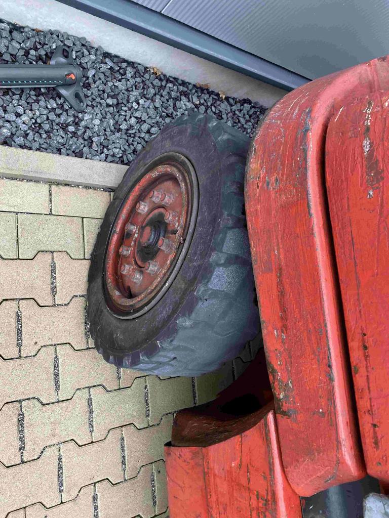 Various mechanical equipment-9