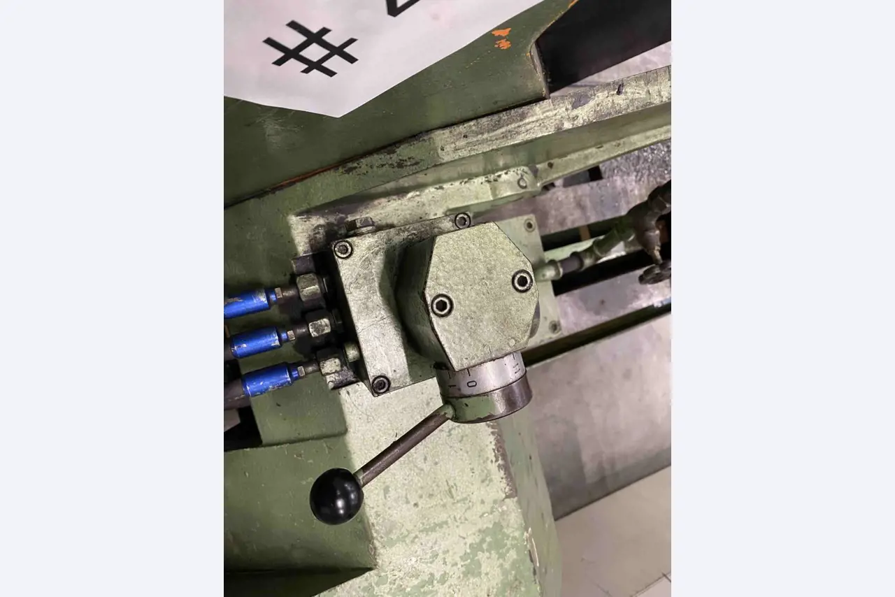 Maschinelle Einrichtung-10