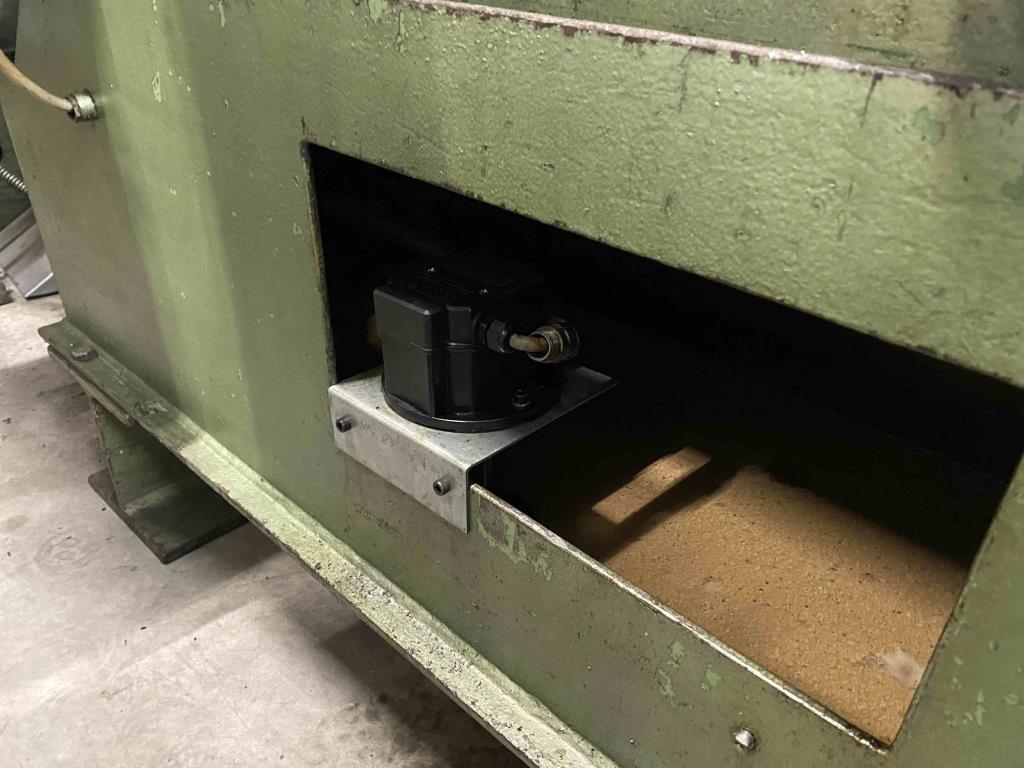 Nastavitev stroja-12