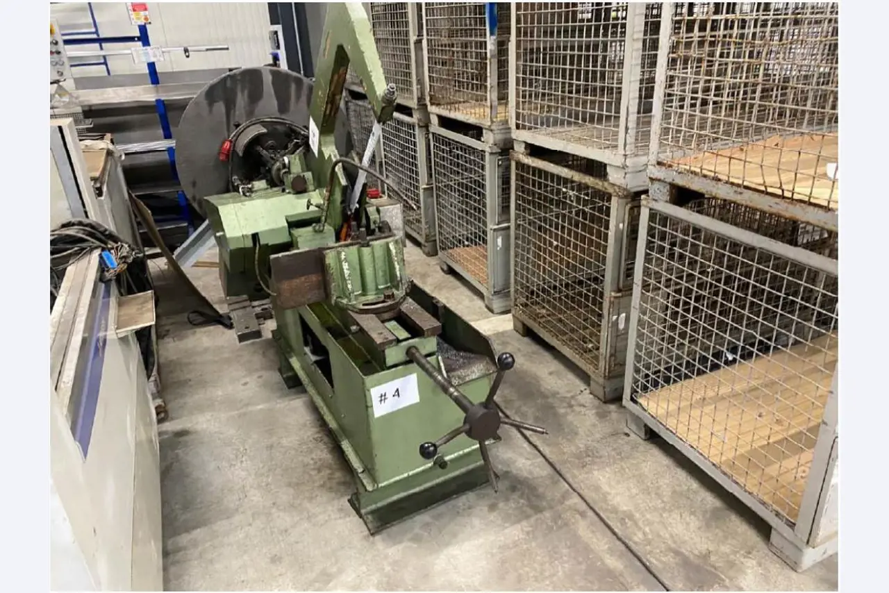 Maschinelle Einrichtung-1