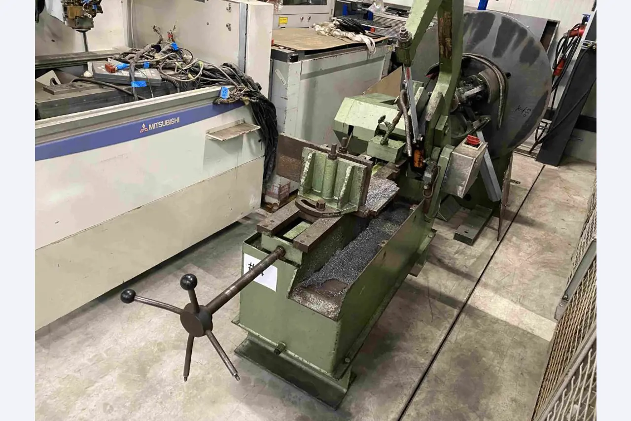 Maschinelle Einrichtung-3