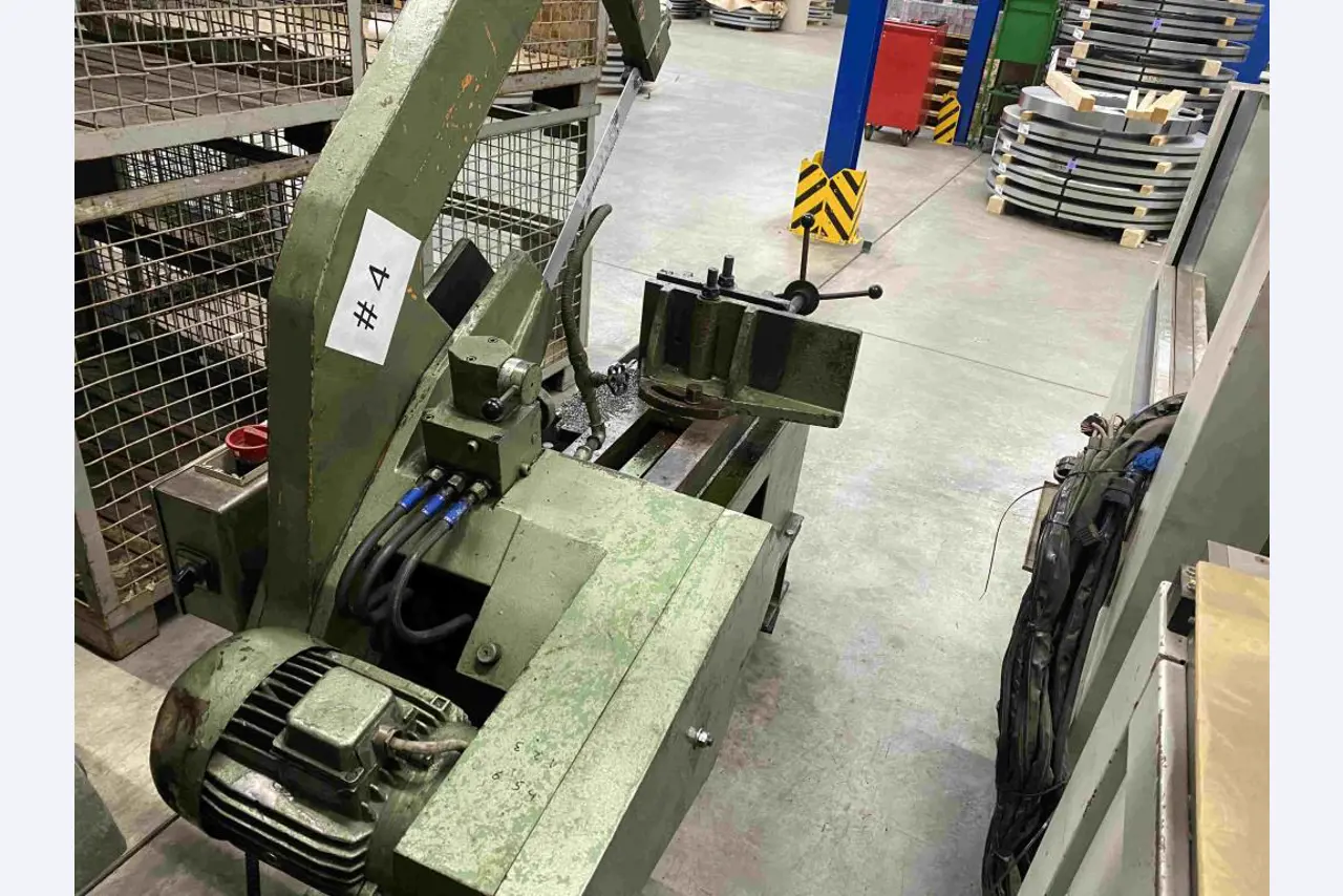 Maschinelle Einrichtung-5