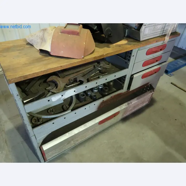 Maszyny do obróbki metalu i wyposażenie warsztatów-14