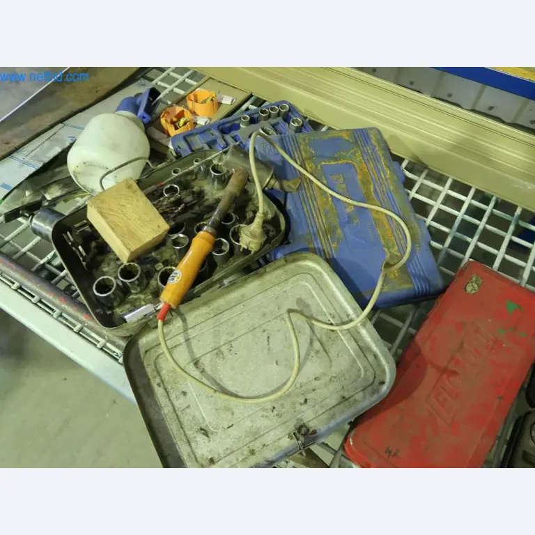 Maszyny do obróbki metalu i wyposażenie warsztatów-7