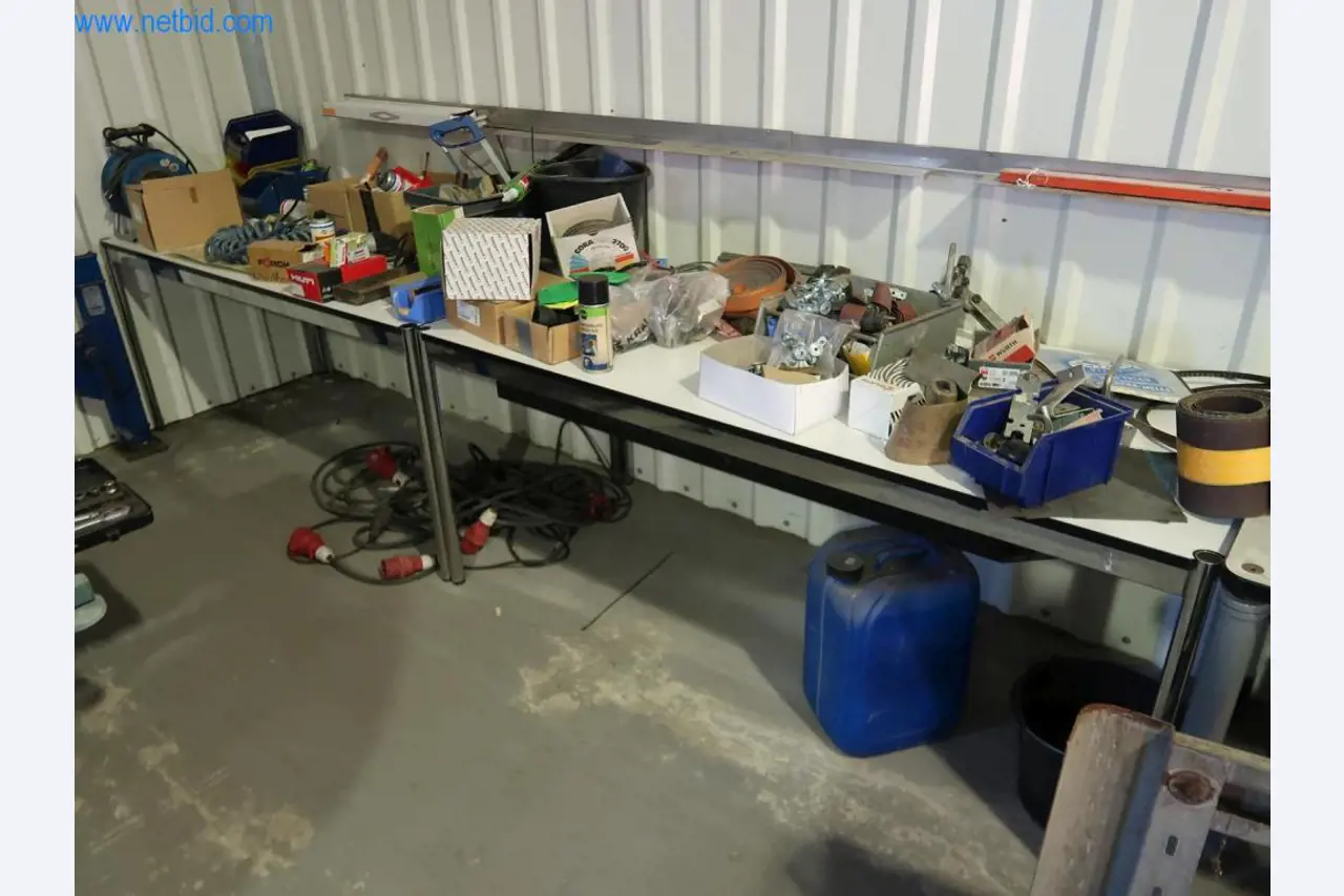 Maszyny do obróbki metalu i wyposażenie warsztatów-8