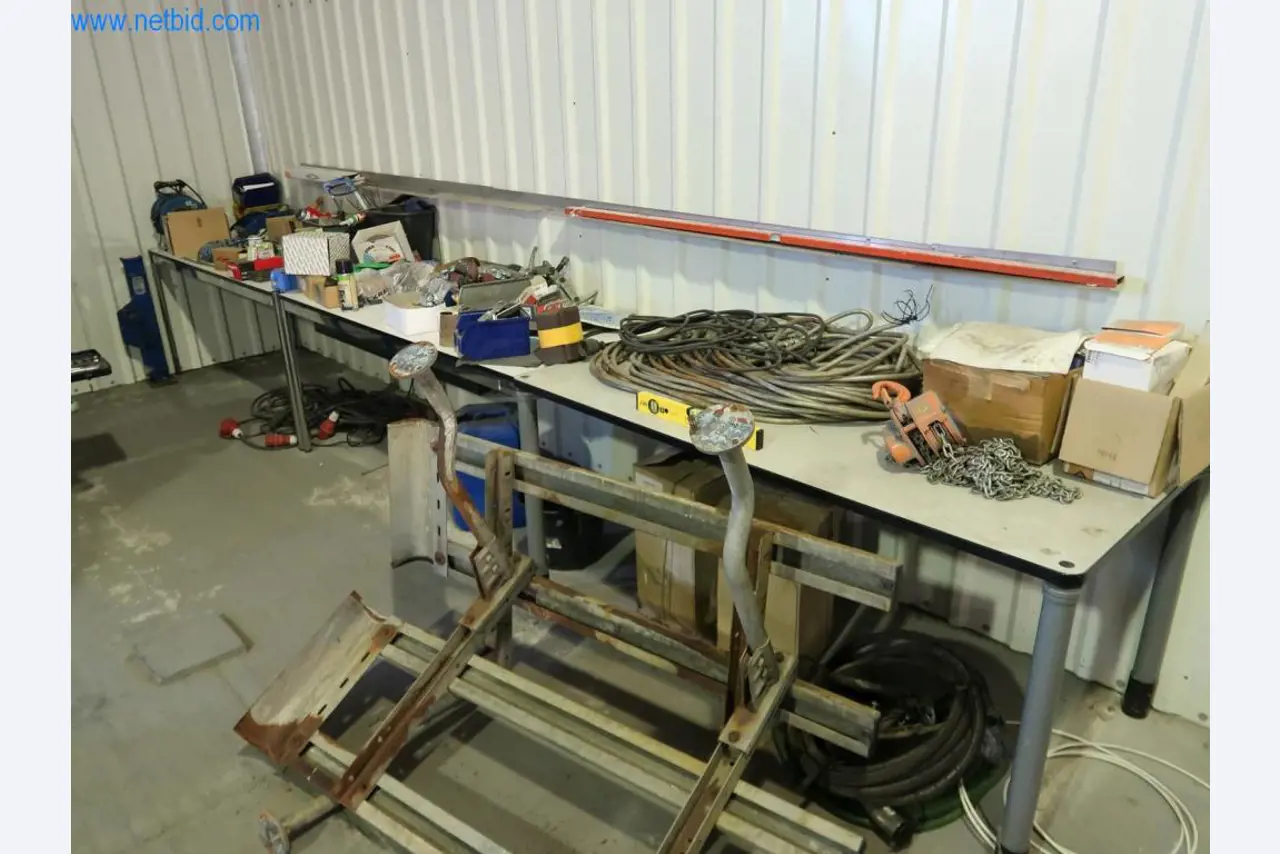 Maszyny do obróbki metalu i wyposażenie warsztatów-9