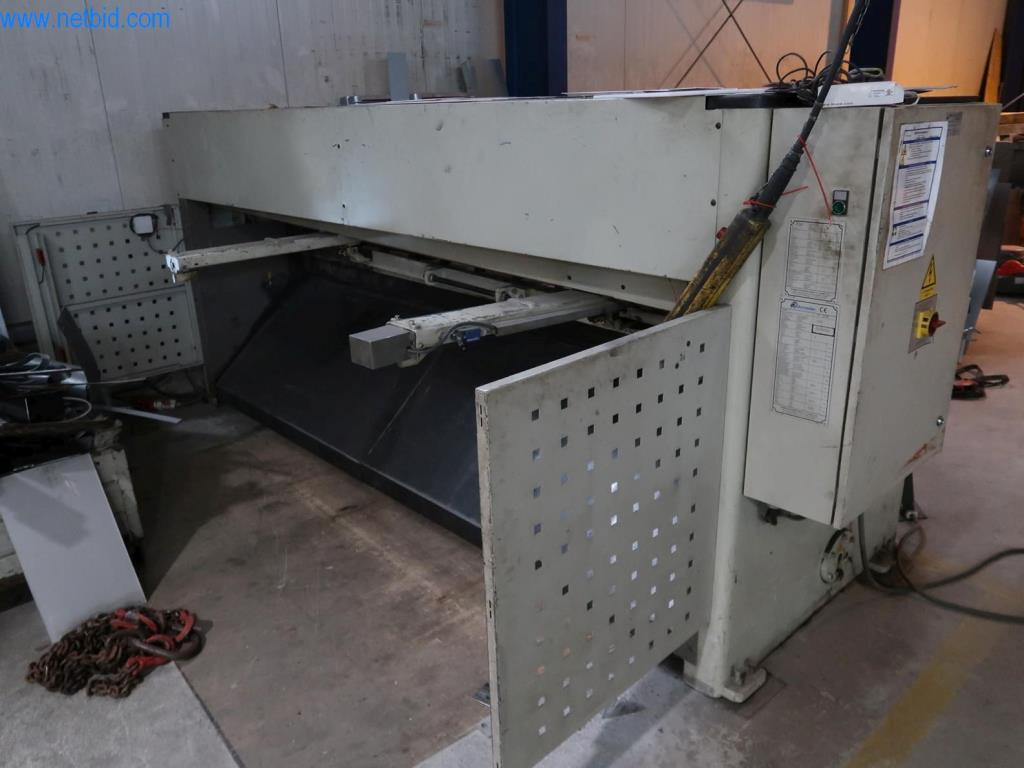 Metalworking machines and workshop equipment-3