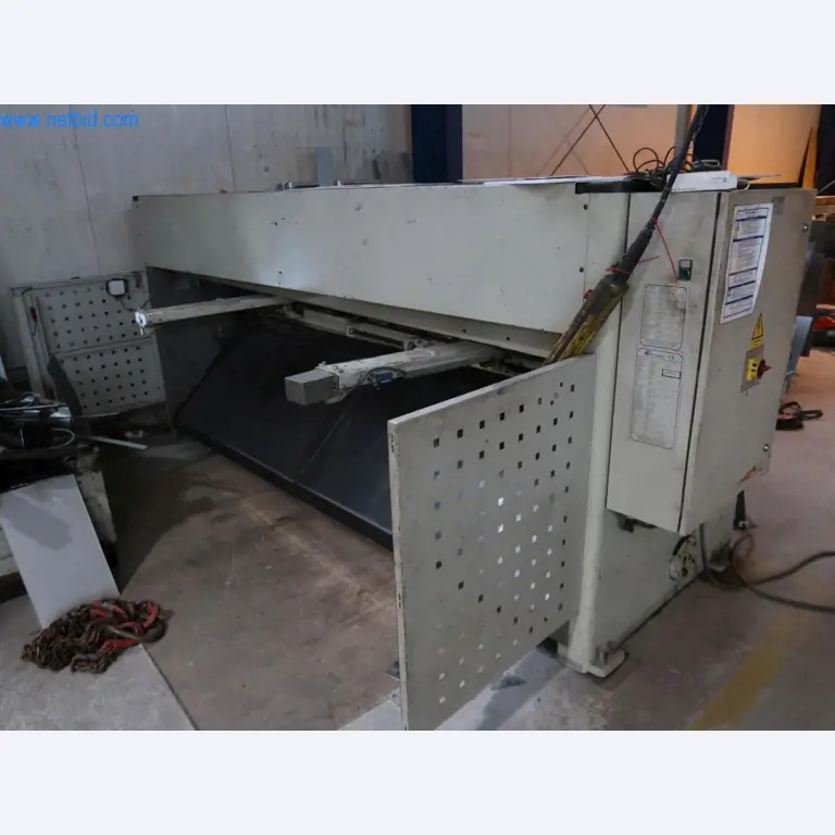 Metallbearbeitungsmaschinen und Werkstattausrüstung-3