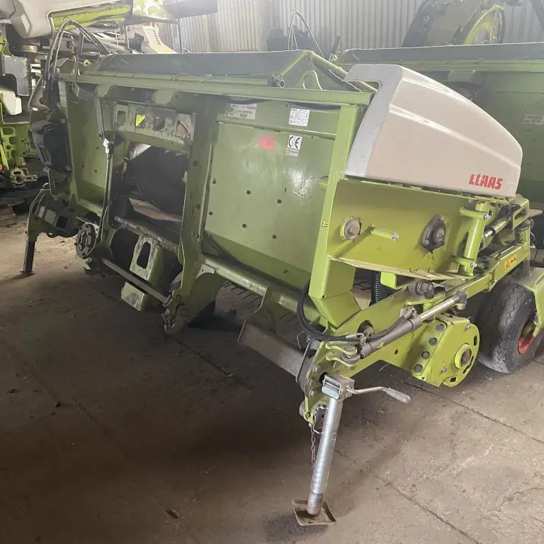 Aanbouwdeel voor ruwvoederwinning Claas 130