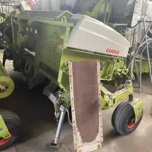 Field chopper pickup attachment Claas 135