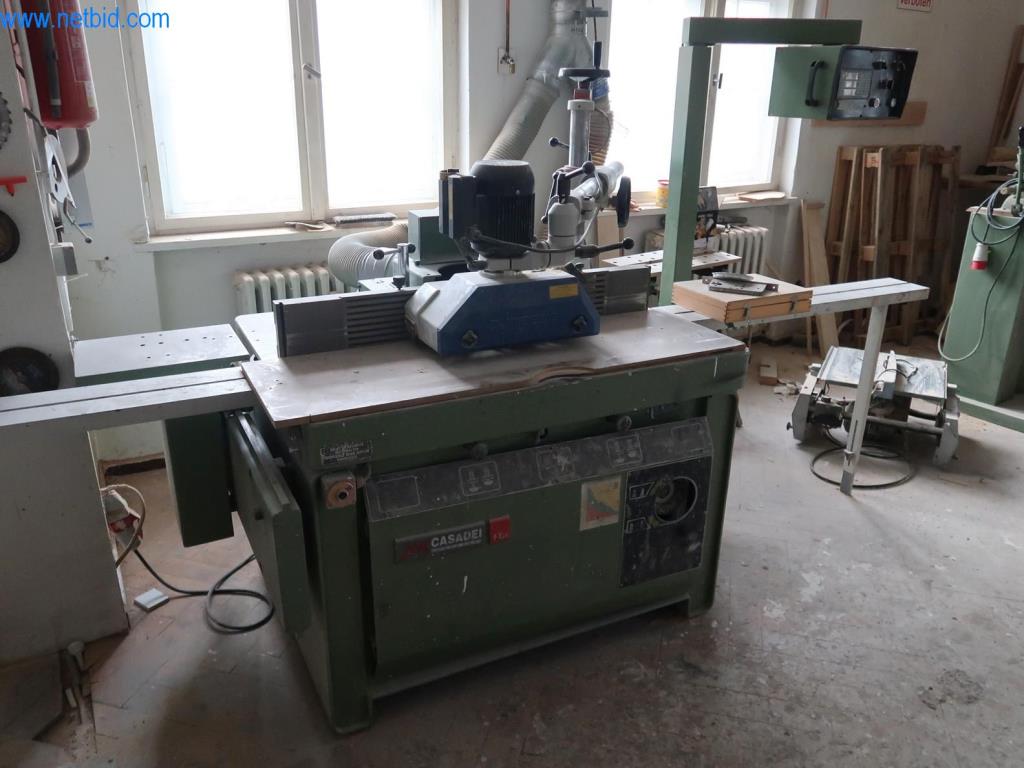 Maschinen einer Tischlerei-4