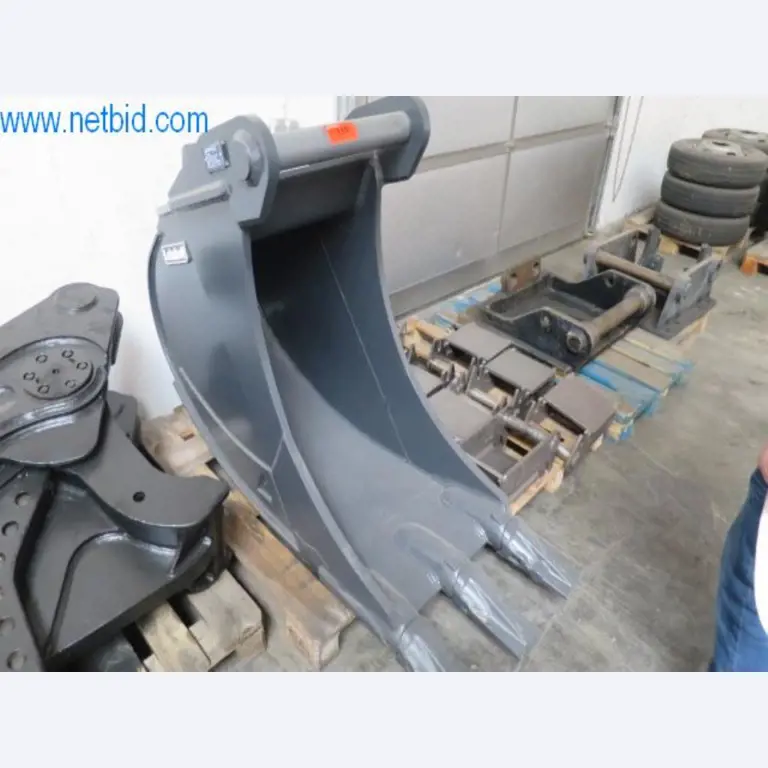 Anbaugeräte für Baumaschinen-4