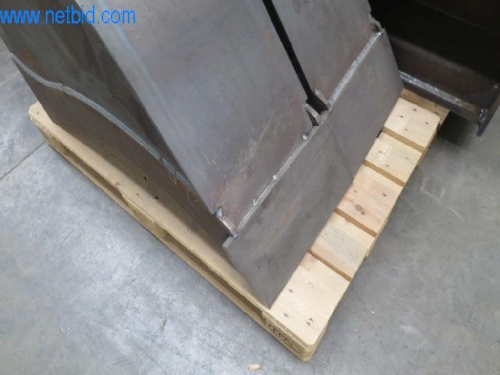 Anbaugeräte für Baumaschinen-4