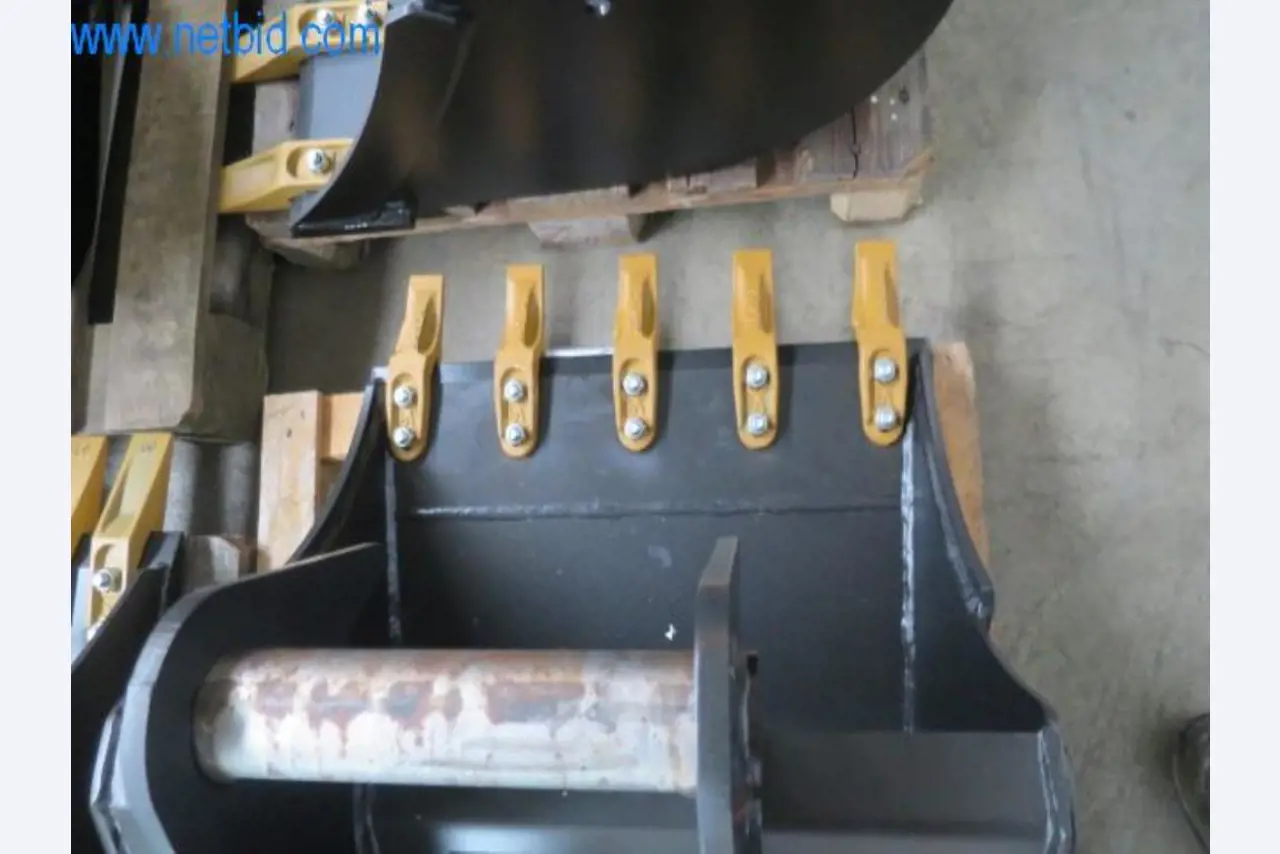 Implementos para maquinaria de construcción-1