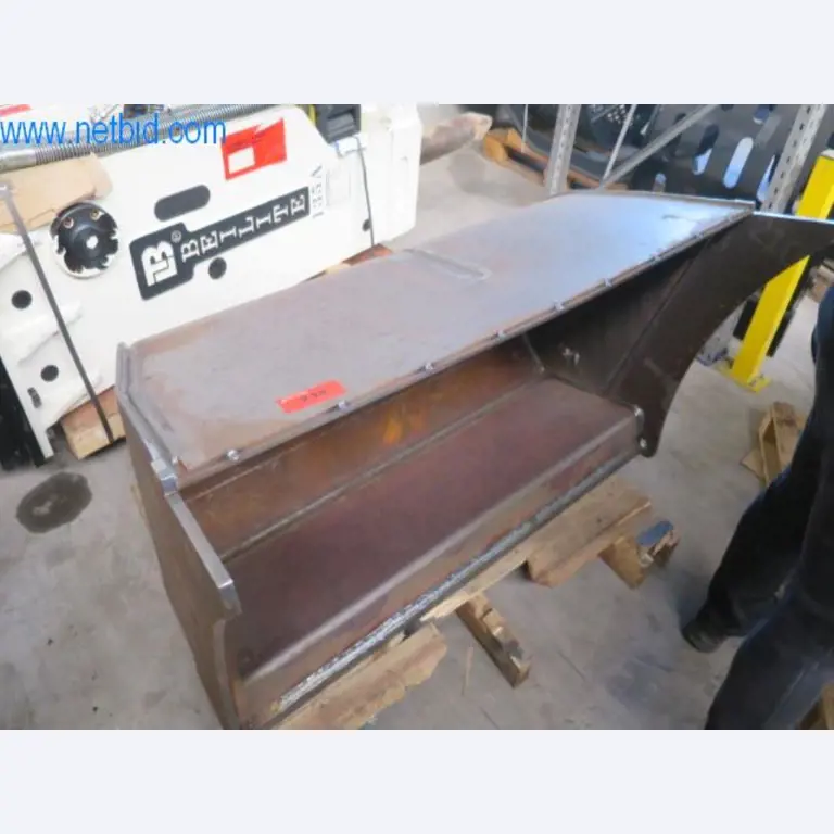 Anbaugeräte für Baumaschinen-1