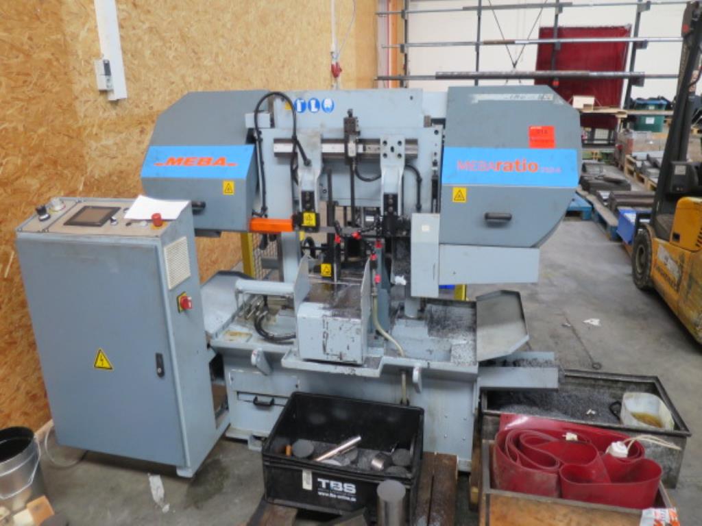 Anbaugeräte für Baumaschinen-1