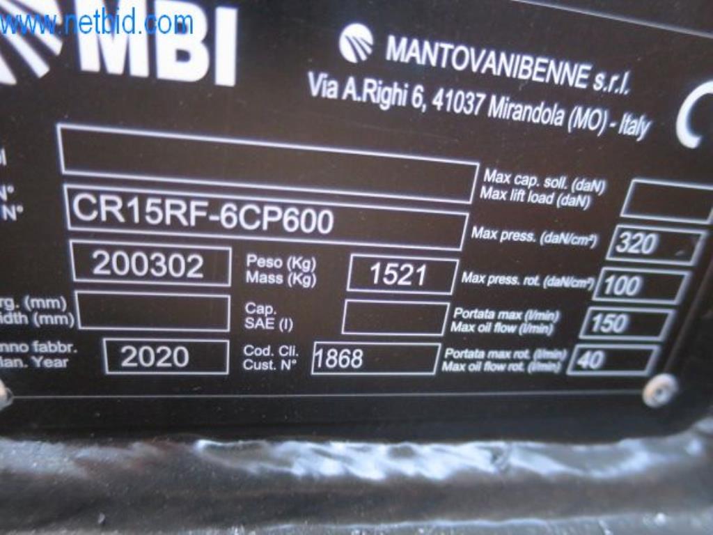 Anbaugeräte für Baumaschinen-2