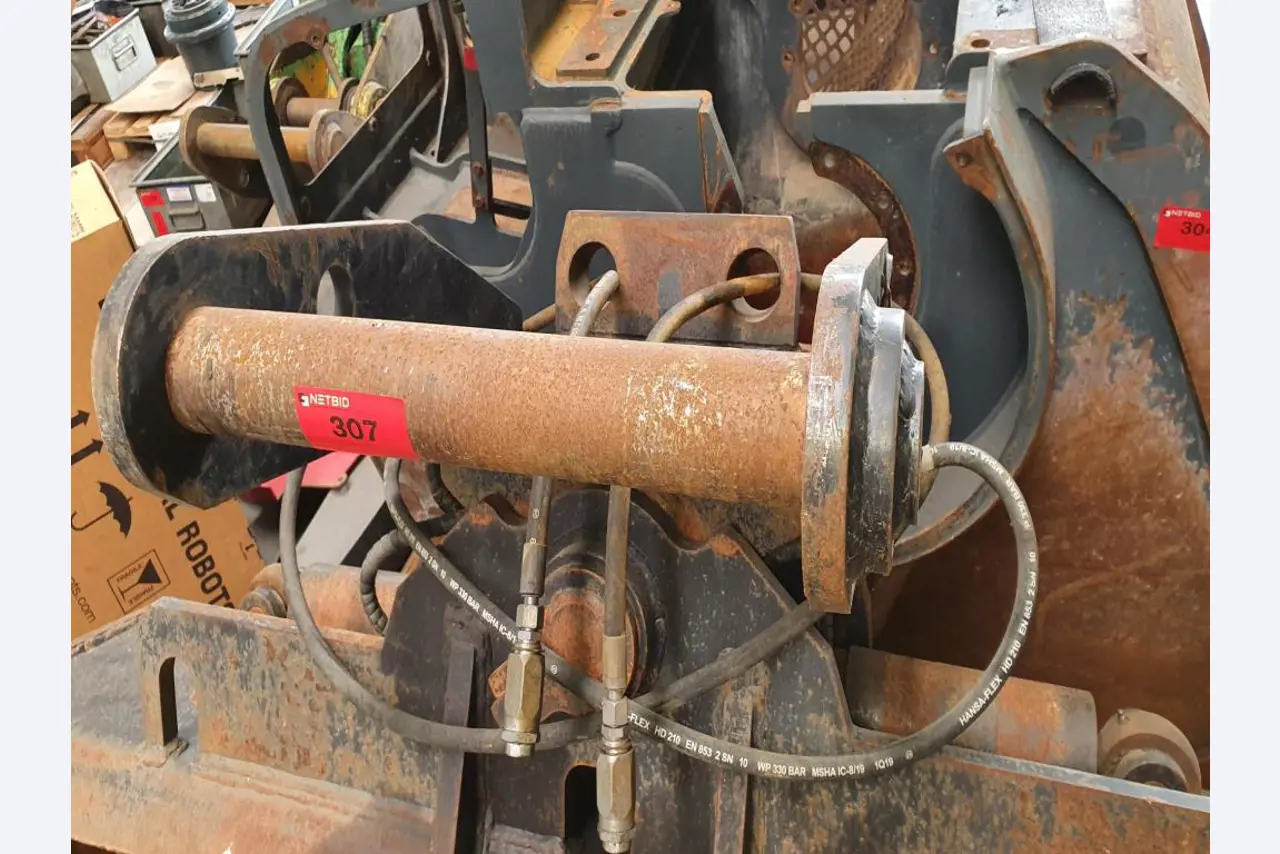 Implementos para maquinaria de construcción-5
