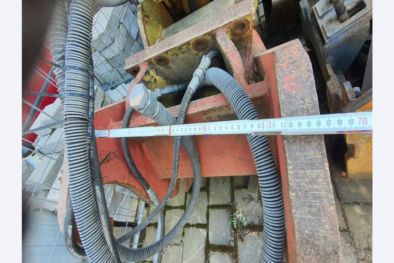Implementos para maquinaria de construcción-4