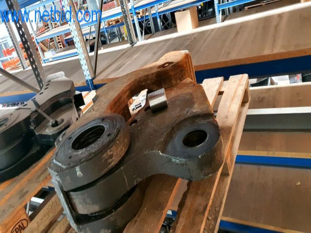 Anbaugeräte für Baumaschinen-1