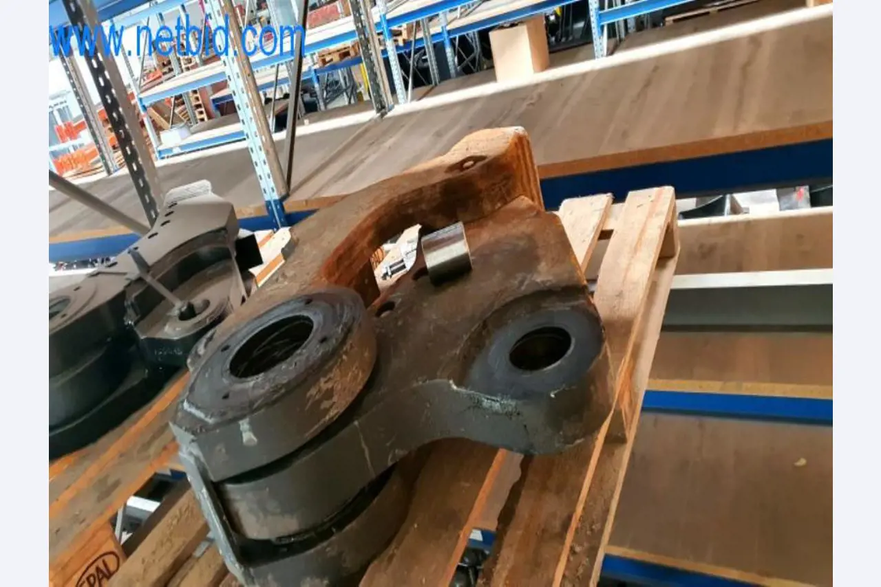 Anbaugeräte für Baumaschinen-1