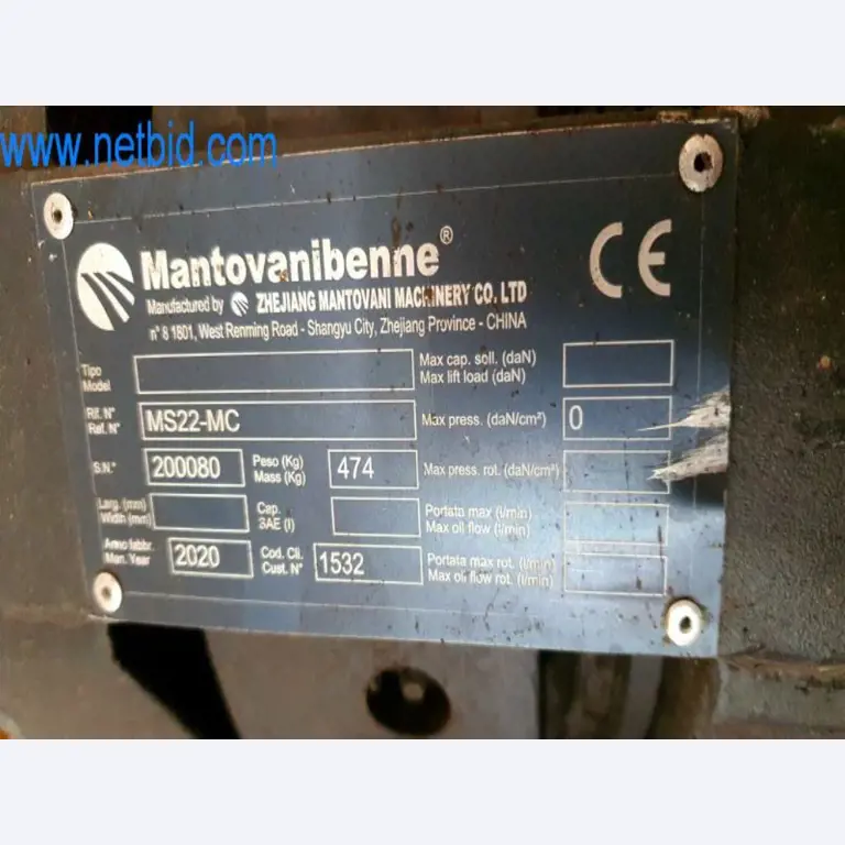 Anbaugeräte für Baumaschinen-2
