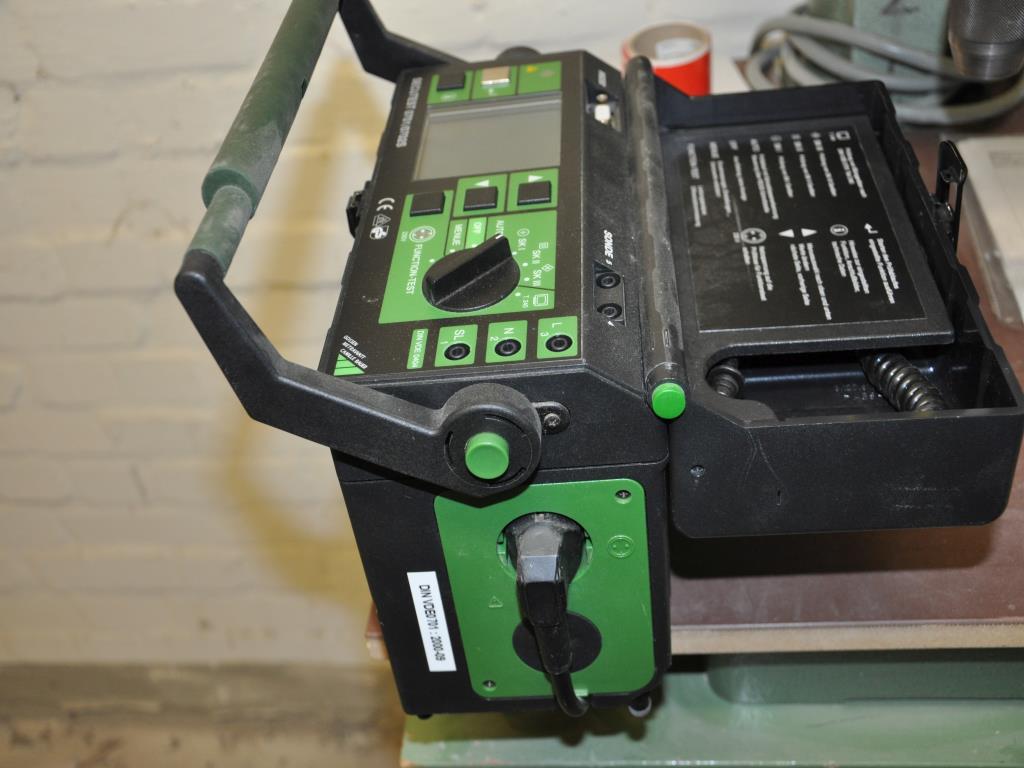 Tischlereimaschinen aus der Lehrwerkstatt einer beruflichen Schule-2