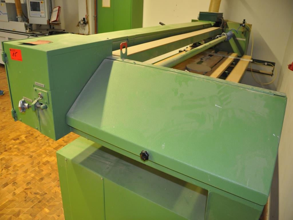 Tischlereimaschinen aus der Lehrwerkstatt einer beruflichen Schule-5
