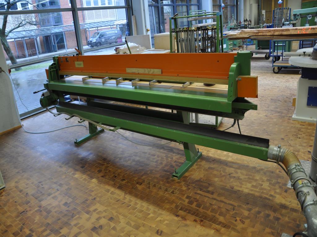 Máquinas de carpintaria da oficina de formação de uma escola profissional-3