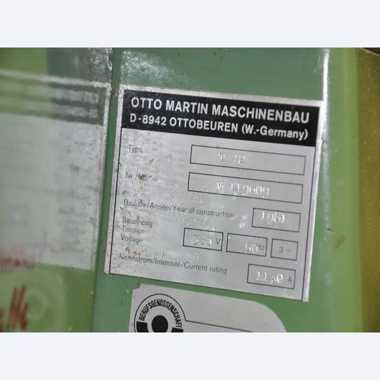 Tischlereimaschinen aus der Lehrwerkstatt einer beruflichen Schule-2