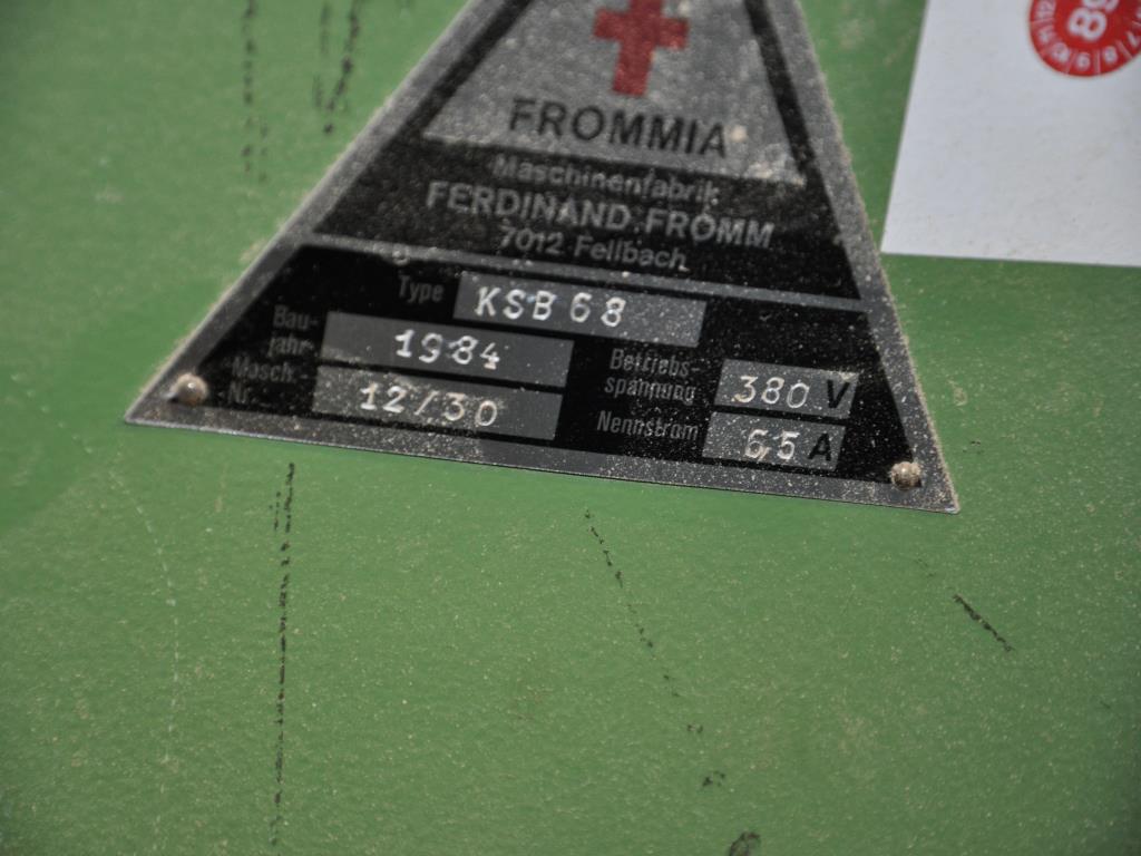 Tischlereimaschinen aus der Lehrwerkstatt einer beruflichen Schule-2