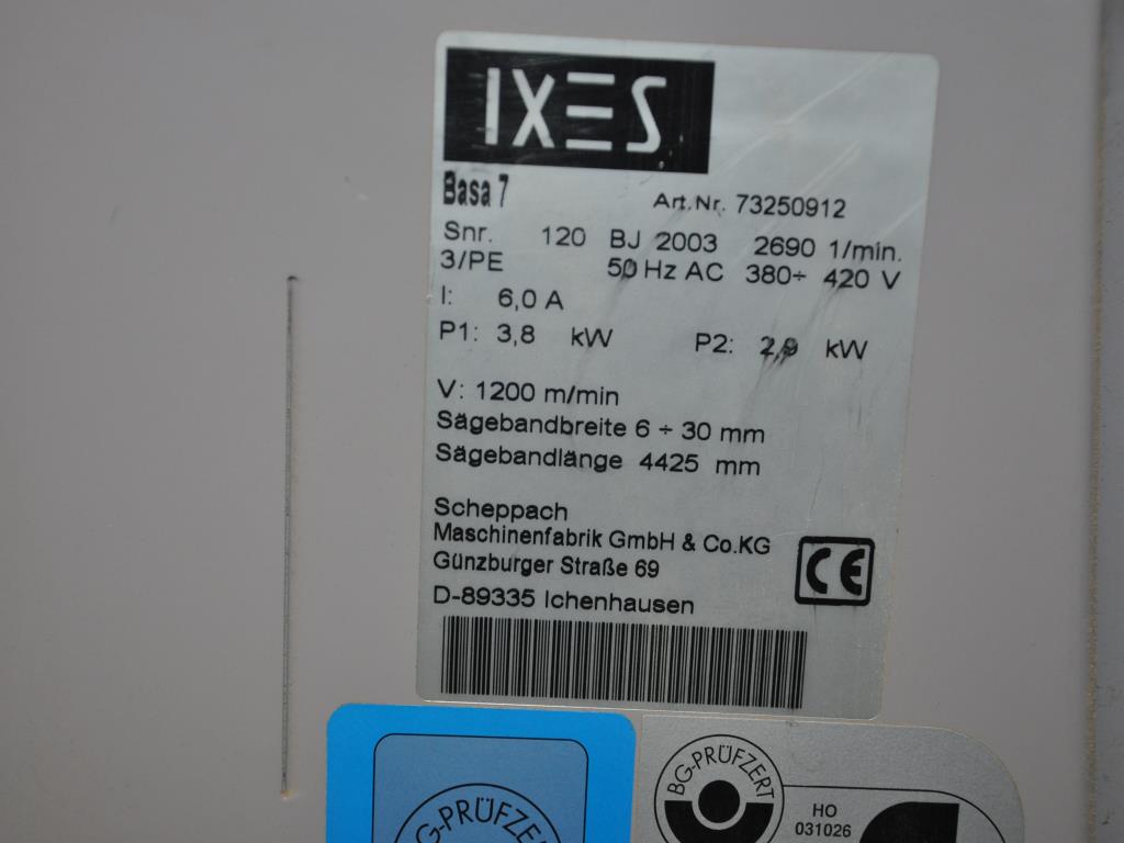 Tischlereimaschinen aus der Lehrwerkstatt einer beruflichen Schule-4