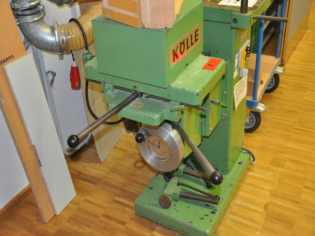 Tischlereimaschinen aus der Lehrwerkstatt einer beruflichen Schule-4