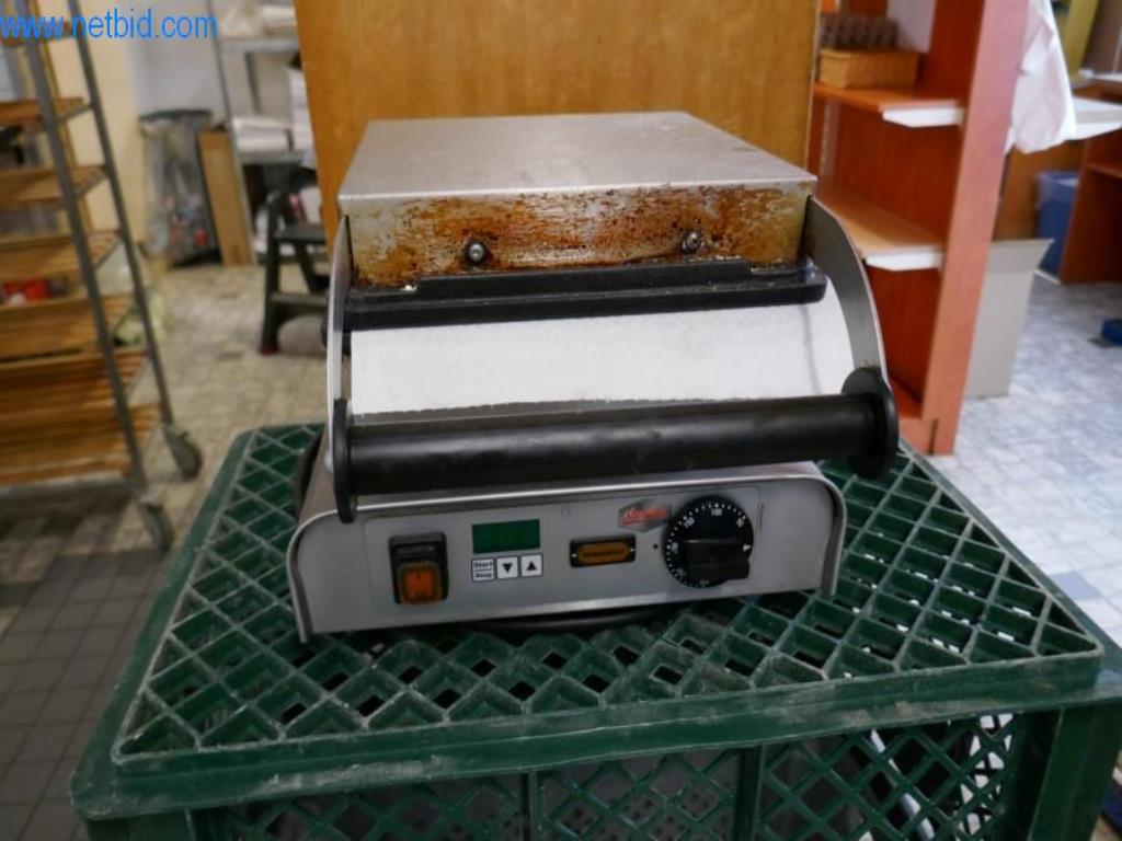 Bäckereiausstattung, Bäckereimaschinen, Fahrzeuge-1