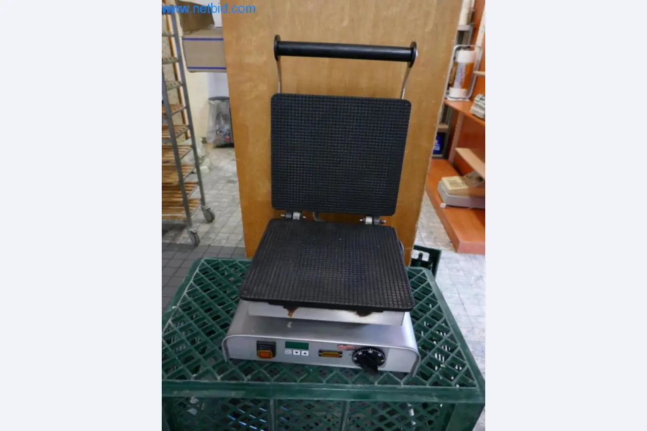 Bäckereiausstattung, Bäckereimaschinen, Fahrzeuge-2