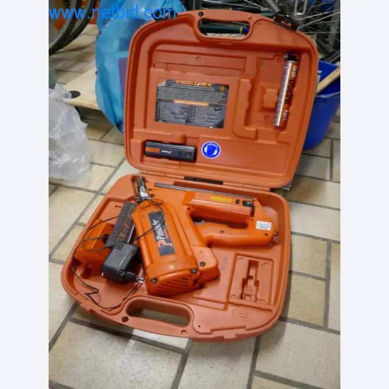 Maschinen, Warenvorräte und Montagematerial einer Dackdeckerei-3