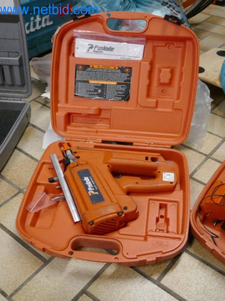 Maschinen, Warenvorräte und Montagematerial einer Dackdeckerei-6