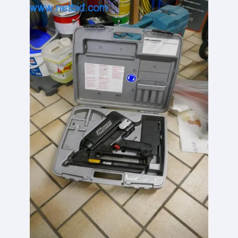 Maszyny, zapasy i materiały montażowe firmy dekarskiej-3